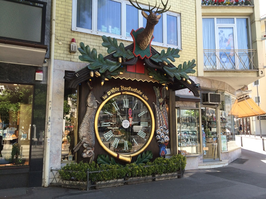 Worlds biggest cuckoo clock